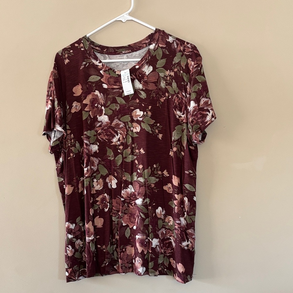 Maurices Burgundy Floral Short Sleeve Top